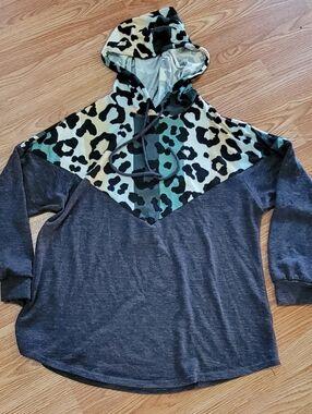 Leopard Print Hooded Pullover - Teal Accent Size XL